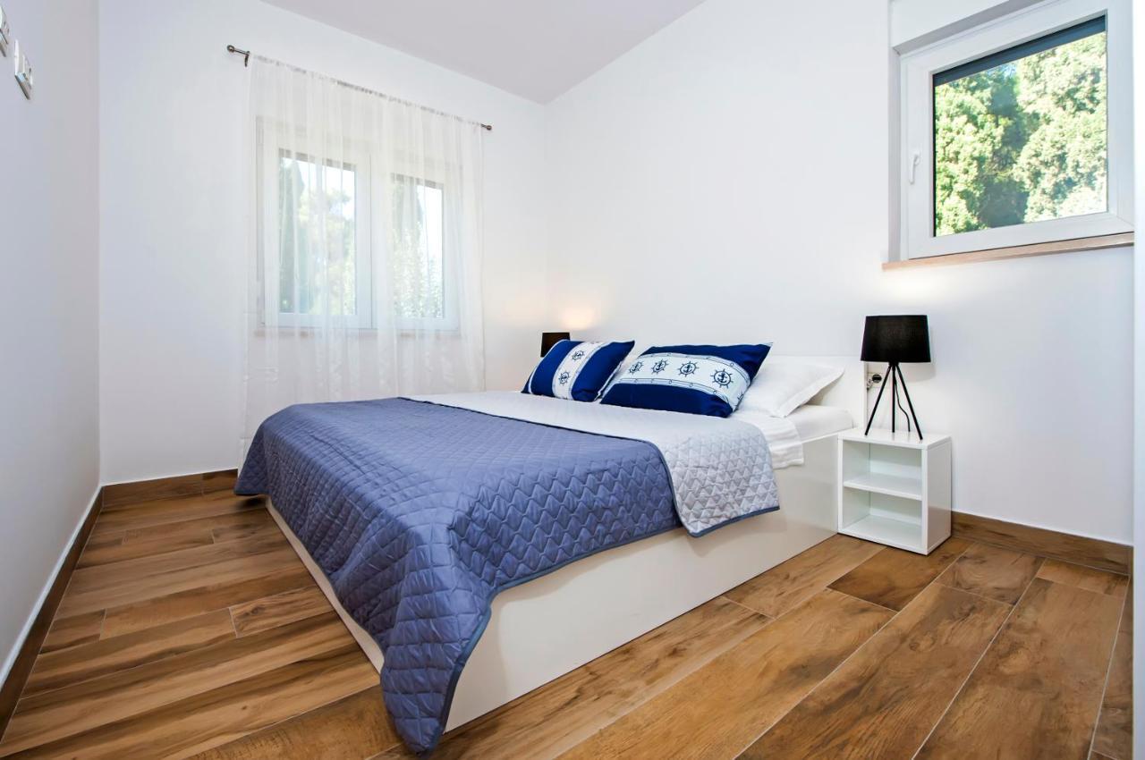 רוביני Apartmani Brajkovic מראה חיצוני תמונה