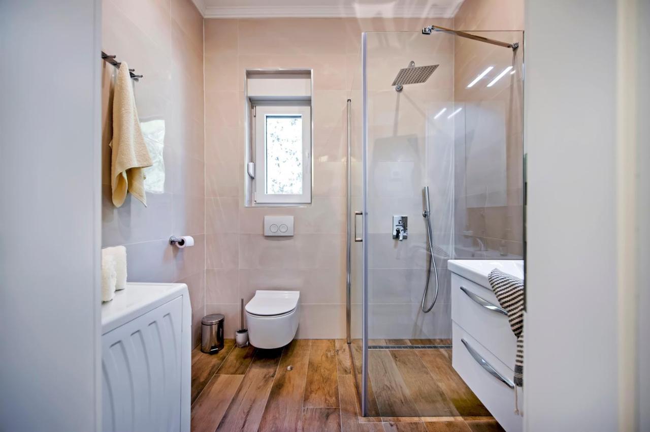 רוביני Apartmani Brajkovic מראה חיצוני תמונה