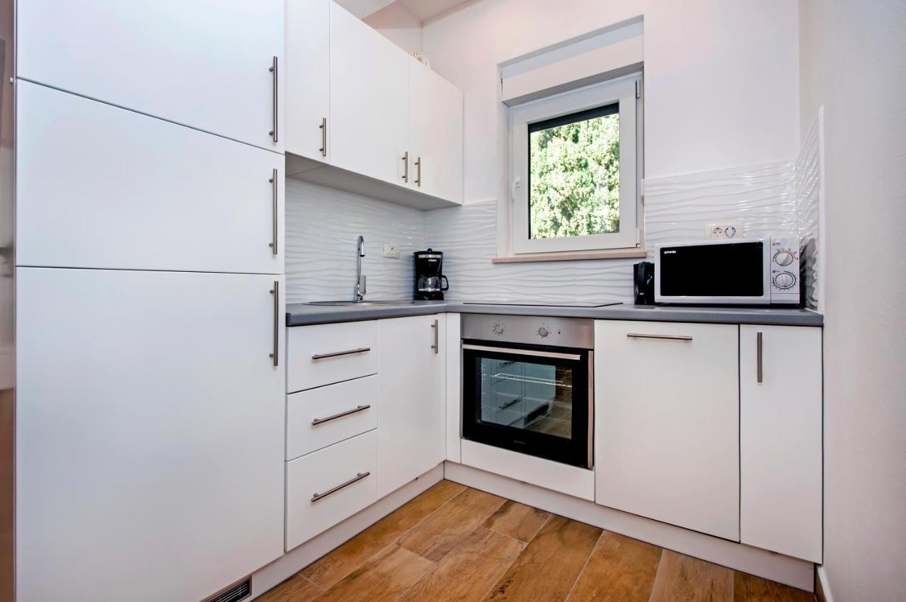 רוביני Apartmani Brajkovic מראה חיצוני תמונה