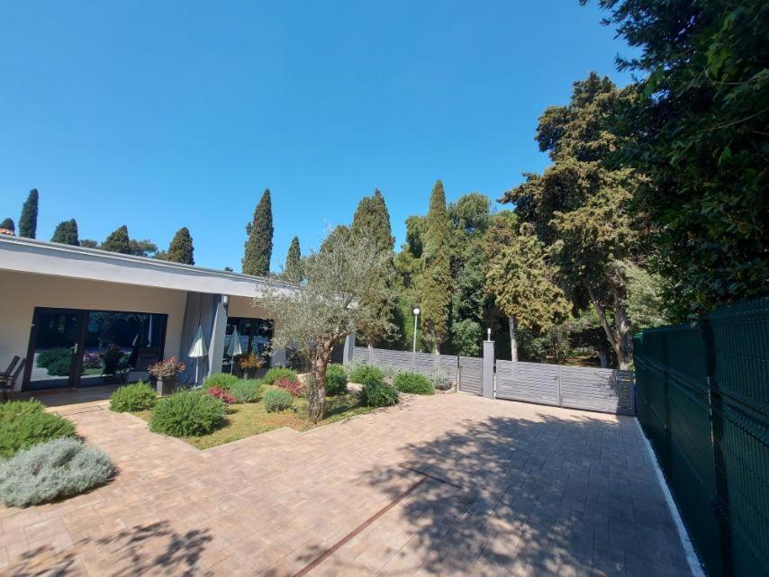 רוביני Apartmani Brajkovic מראה חיצוני תמונה