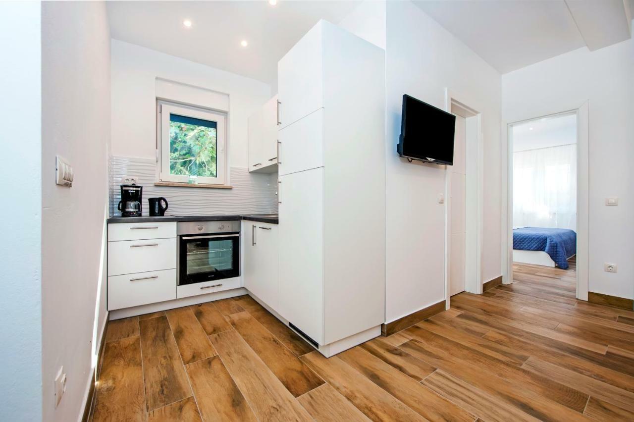 רוביני Apartmani Brajkovic מראה חיצוני תמונה